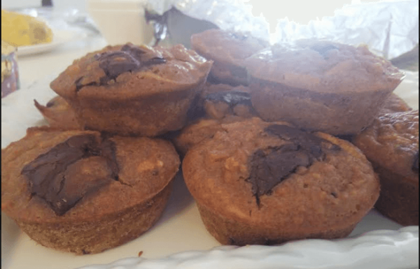 מאפינס תפוחים ושוקולד רכים לראש השנה