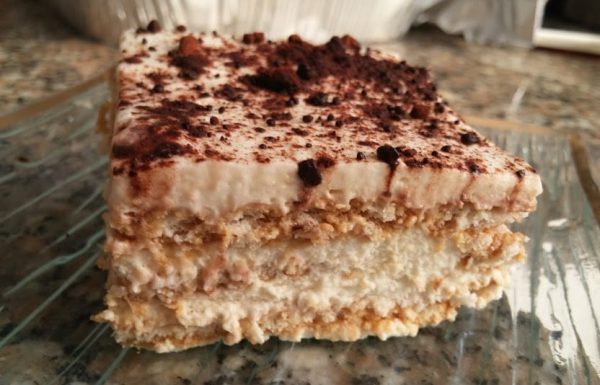 עוגת ביסקוויטים שכבות טעימה וקלה להכנה