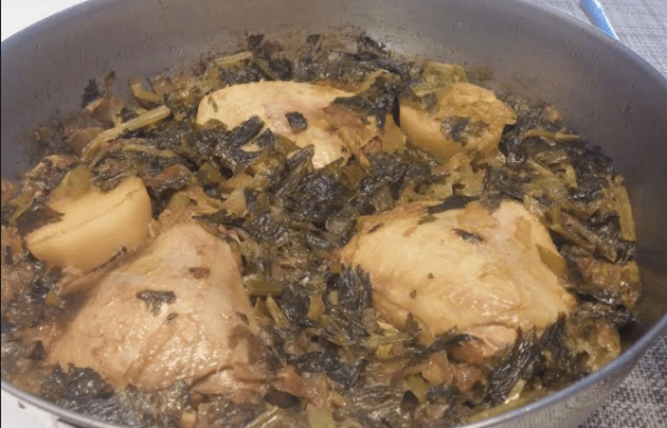 עוף בבצל וסלרי מעדן אמיתי