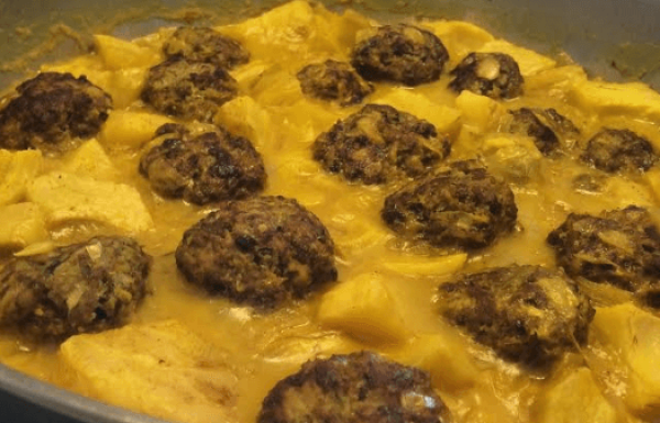 קציצות בשר עם לבבות ארטישוק