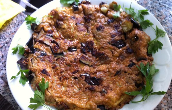 חביתה הונגרית עם חצילים